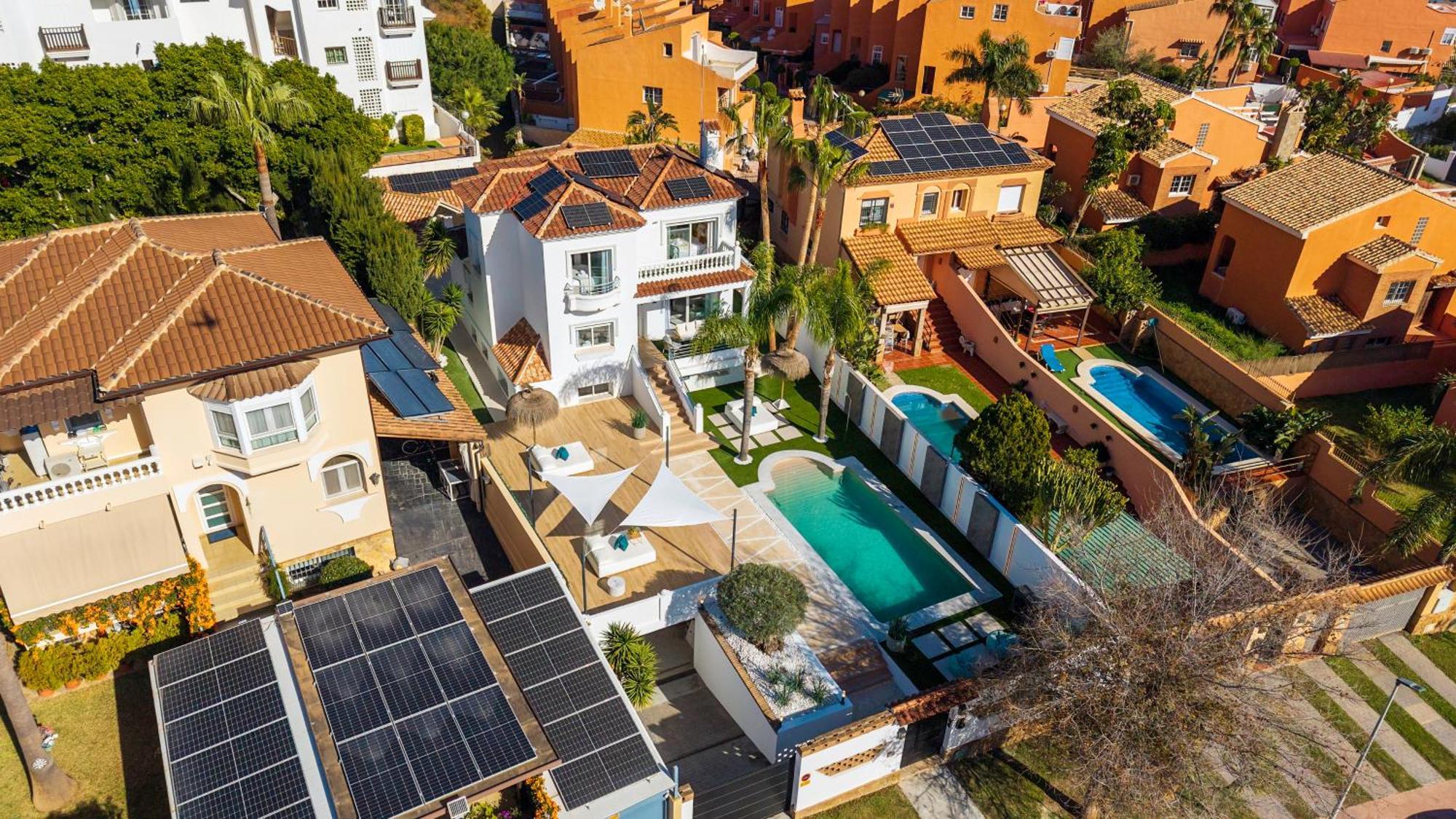 Vacation Marbella I Sunny Camelia Villa Heated Pool, Recently Renovated, Best Residential Neighborhood In Benalmadena, Short Walk To The Beach, Cinema Room Extérieur photo