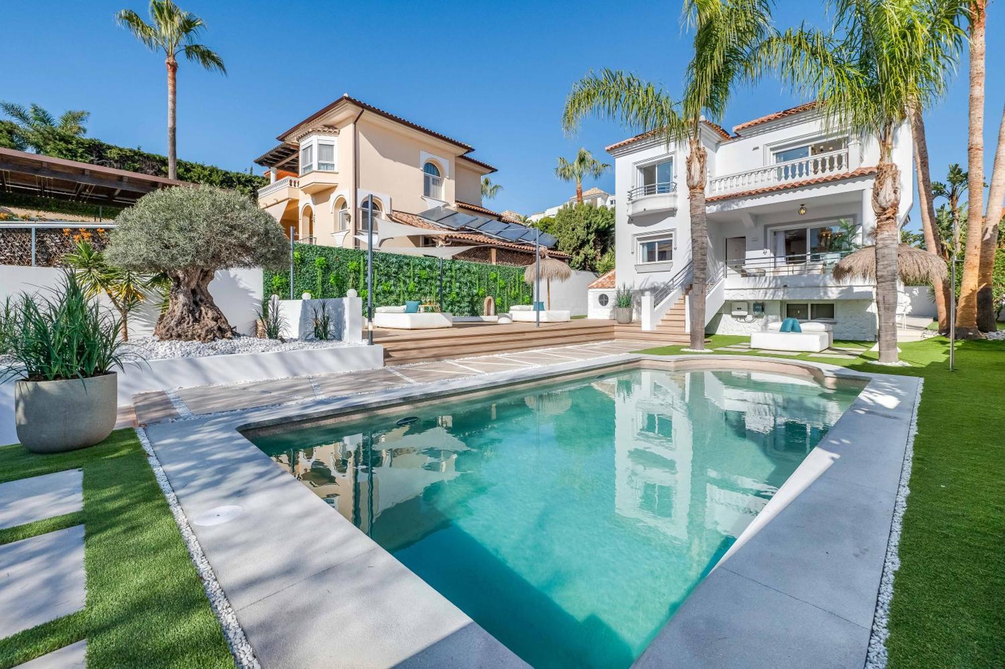 Vacation Marbella I Sunny Camelia Villa Heated Pool, Recently Renovated, Best Residential Neighborhood In Benalmadena, Short Walk To The Beach, Cinema Room Extérieur photo